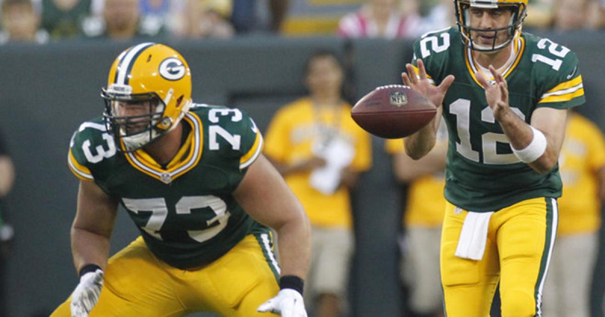 JC Tretter named Packers' starting center